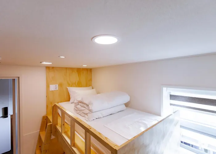 Seoulite Inn Myeongdong Formerly - Step Inn Myeongdong 2