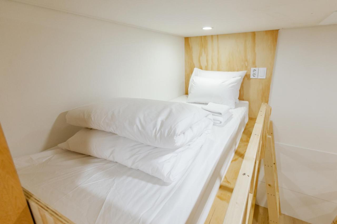 Hostel Seoulite Myeongdong Formerly - Step Myeongdong 2 *